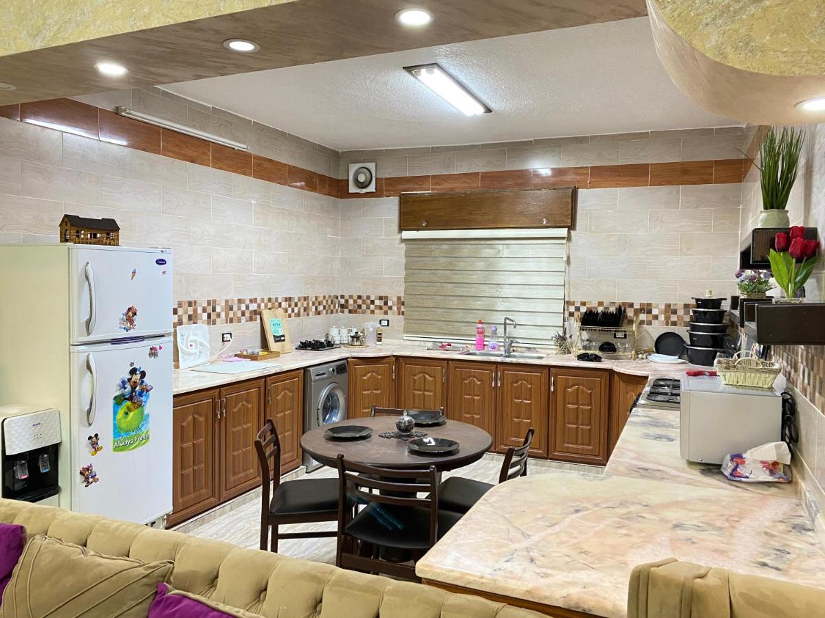 Jasmine'S House Apartment Jarash Bagian luar foto